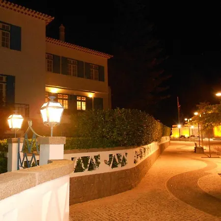 לינה וארוחת בוקר Vila Lido