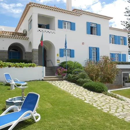 לינה וארוחת בוקר Vila Lido 3*