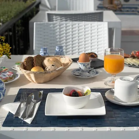 Alojamento de Acomodação e Pequeno-almoço Vila Lido Portimão