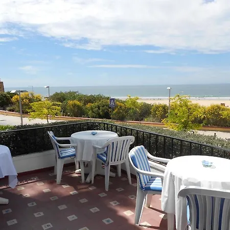 Vila Lido Bed & Breakfast