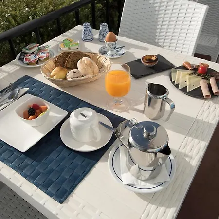 Vila Lido Bed & Breakfast