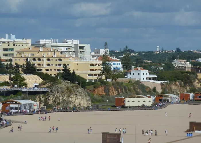 Couette-café Vila Lido 3*