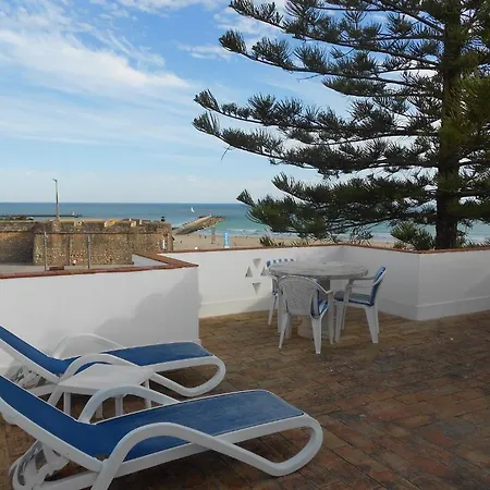 فندق مبيت وإفطار Vila Lido 3*